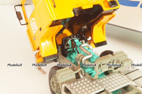 Volvo F12 с полуприцепом Lambert Sovtransavto 1981, SSM7078, SSM 1:43