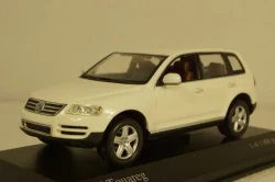 Volkswagen Touareg V10 TDI 2003 white, 400052001, Minichamps 1:43