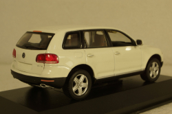 Audi A8 D3, Facelift 2005, dark blue, 400011802, Minichamps 1:43