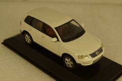 Audi A8 D3, Facelift 2005, dark blue, 400011802, Minichamps 1:43