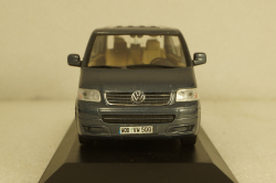 Volkswagen Мultivan, grey, 842902126, Minichamps 1:43