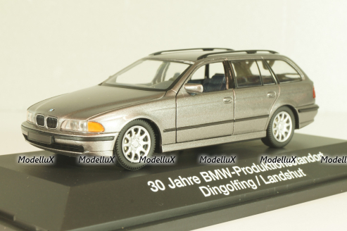 BMW 528i touring (E39) 1995 grey, Schuco 1:43