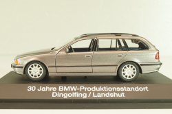 BMW 528i touring (E39) 1995 grey, Schuco 1:43