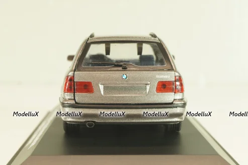 BMW 528i touring (E39) 1995 grey, Schuco 1:43