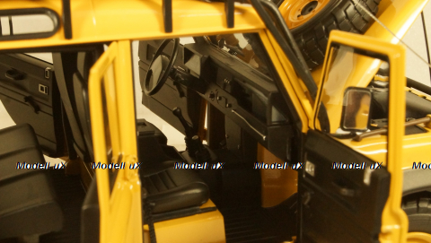 LAND ROVER DEFENDER 110 N 0 RALLY CAMEL TROPHY SABAH-MALAYSIA 1993, ALM810310, Almost Real 1:18