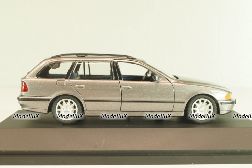 BMW 528i touring (E39) 1995 grey, Schuco 1:43
