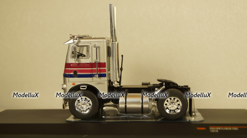 Freightliner COE Silver, TR084, IXO 1:43
