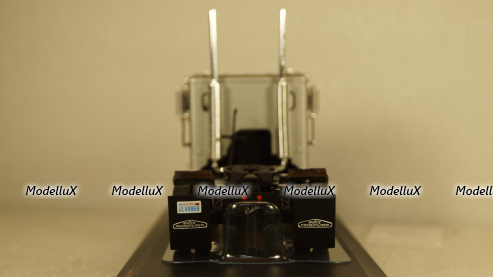 Freightliner COE Silver, TR084, IXO 1:43