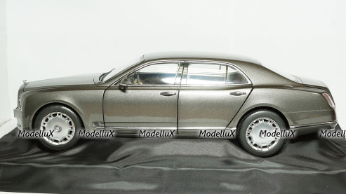 Freightliner COE Silver, TR084, IXO 1:43