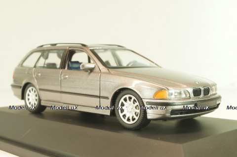 BMW 528i touring (E39) 1995 grey, Schuco 1:43