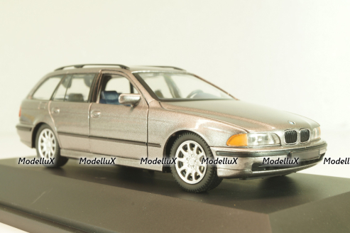 BMW 528i touring (E39) 1995 grey, Schuco 1:43