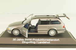 BMW 528i touring (E39) 1995 grey, Schuco 1:43