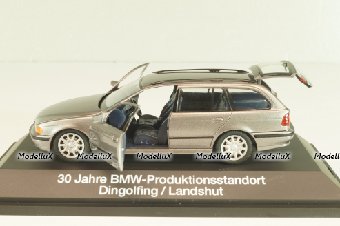 BMW 528i touring (E39) 1995 grey, Schuco 1:43