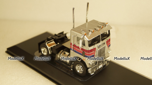 Freightliner COE Silver, TR084, IXO 1:43