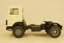 Маз-5357 тягач, Modus 90 1:43
