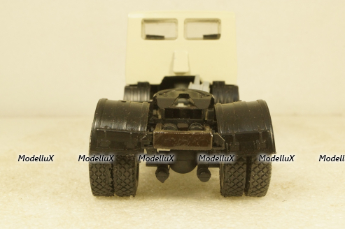 Маз-5357 тягач, Modus 90 1:43
