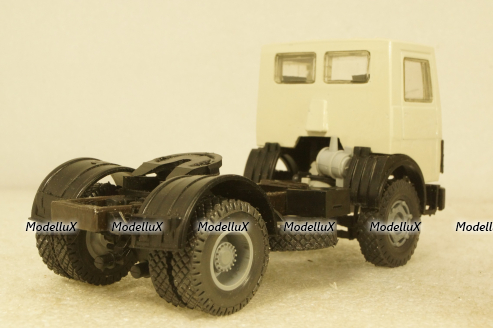 Маз-5357 тягач, Modus 90 1:43