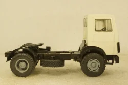 Маз-5357 тягач, Modus 90 1:43