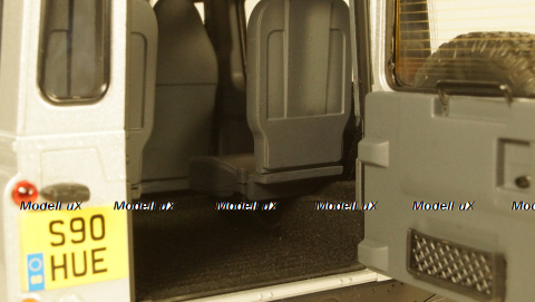 Land Rover Defender 90 - 2015, Silver, ALM810202, Almost Real 1:18