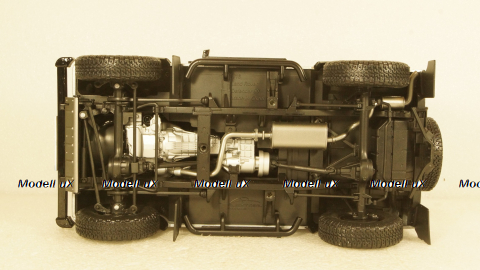 Land Rover Defender 90 - 2015, Silver, ALM810202, Almost Real 1:18