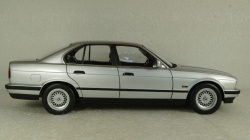 BMW 535I (E34) 1988 silver, 100024005 Minichamps, 1:18