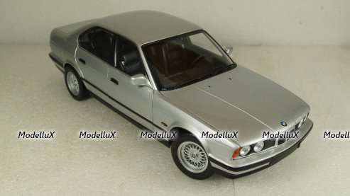 BMW 535I (E34) 1988 silver, 100024005 Minichamps, 1:18
