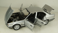 BMW 535I (E34) 1988 silver, 100024005 Minichamps, 1:18