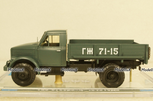 Газ-51 с ранней, деревянной кабиной 1946 г., МБК 1:43