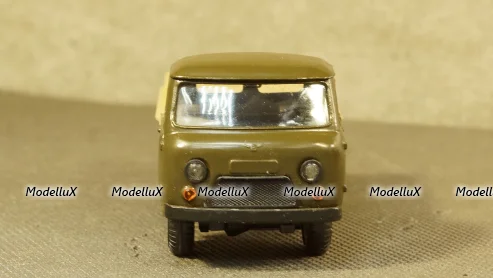 Газ-51 с ранней, деревянной кабиной 1946 г., МБК 1:43