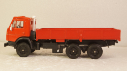 Камаз 5320 бортовой красный, Арек 1:43