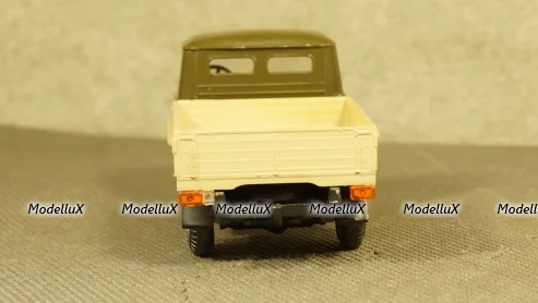 Газ-51 с ранней, деревянной кабиной 1946 г., МБК 1:43