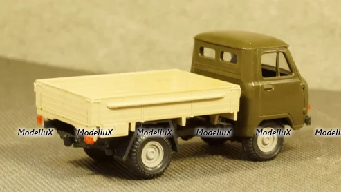 Газ-51 с ранней, деревянной кабиной 1946 г., МБК 1:43