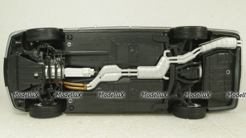BMW 535I (E34) 1988 silver, 100024005 Minichamps, 1:18