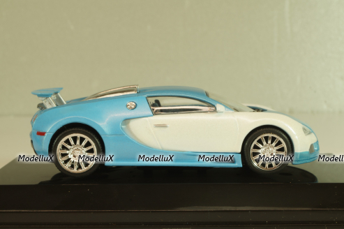 Bugatti Veyron 16.4 2005, blue/white, Altaya 1:43