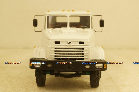 КРАЗ-64431 6х4 Тягач  белый, Херсон Моделс 1:43