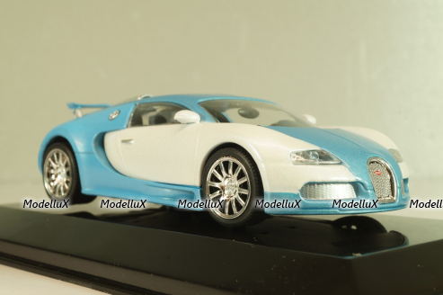 Bugatti Veyron 16.4 2005, blue/white, Altaya 1:43