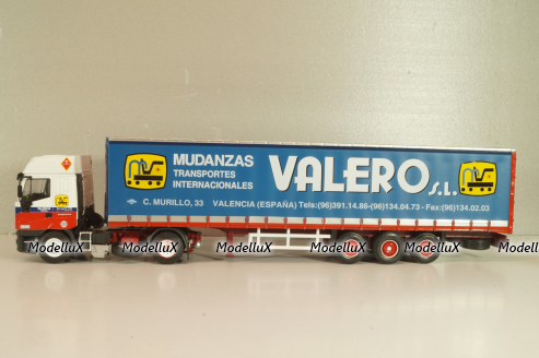 Iveco EuroStar tractor with semi trailer "Valero" 1998, red/white/blue, Camiones Españoles Nº 17, Salvat 1:43