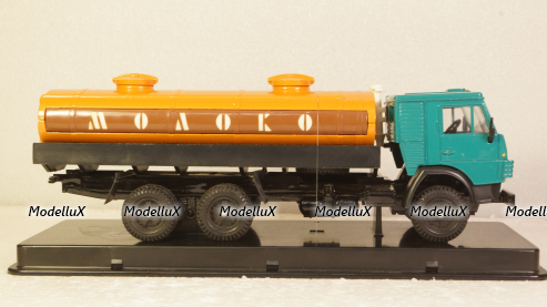 Камаз-53212 Молоко, Декабрь 1988г.  Арек 1:43 