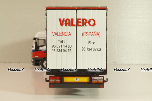 Iveco EuroStar tractor with semi trailer "Valero" 1998, red/white/blue, Camiones Españoles Nº 17, Salvat 1:43