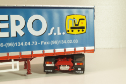 Iveco EuroStar tractor with semi trailer "Valero" 1998, red/white/blue, Camiones Españoles Nº 17, Salvat 1:43