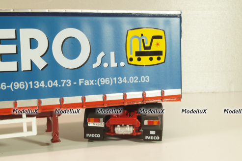 Iveco EuroStar tractor with semi trailer "Valero" 1998, red/white/blue, Camiones Españoles Nº 17, Salvat 1:43