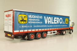 Iveco EuroStar tractor with semi trailer "Valero" 1998, red/white/blue, Camiones Españoles Nº 17, Salvat 1:43
