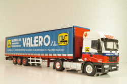 Iveco EuroStar tractor with semi trailer "Valero" 1998, red/white/blue, Camiones Españoles Nº 17, Salvat 1:43