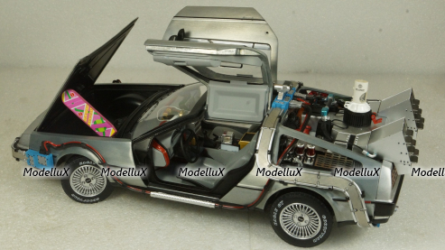 DeLorean DMC-12  Back to the Future II  Time Machine, Hot Wheels Elite 1:18