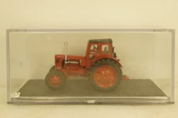 Трактор ЛТЗ Т-40, красный, Бригадир 1:43