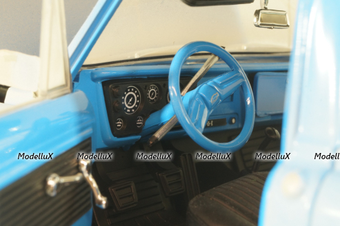 Chevrolet C-10 1971 from movie The Texas Chainsaw Massacre, blue, HWY-18014, Highway61 1:18