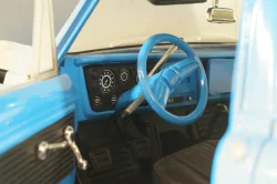 Chevrolet C-10 1971 from movie The Texas Chainsaw Massacre, blue, HWY-18014, Highway61 1:18