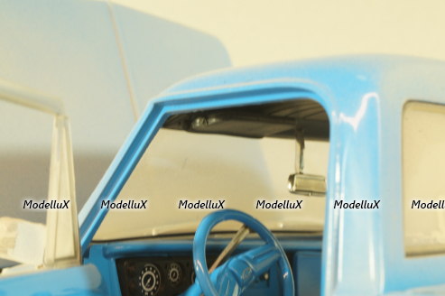 Chevrolet C-10 1971 from movie The Texas Chainsaw Massacre, blue, HWY-18014, Highway61 1:18