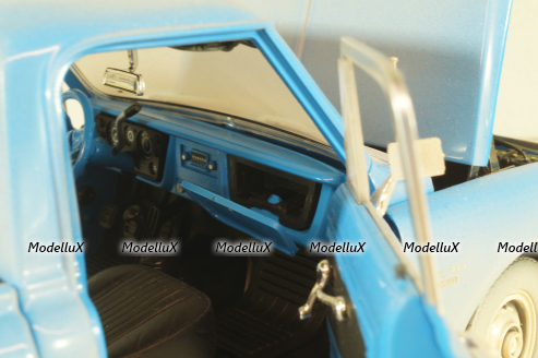 Chevrolet C-10 1971 from movie The Texas Chainsaw Massacre, blue, HWY-18014, Highway61 1:18