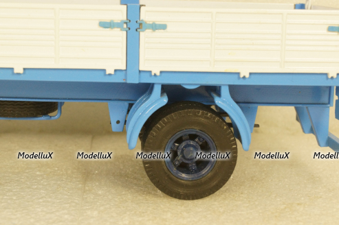 Полуприцеп МАЗ-9380-20, Viko models 1:43